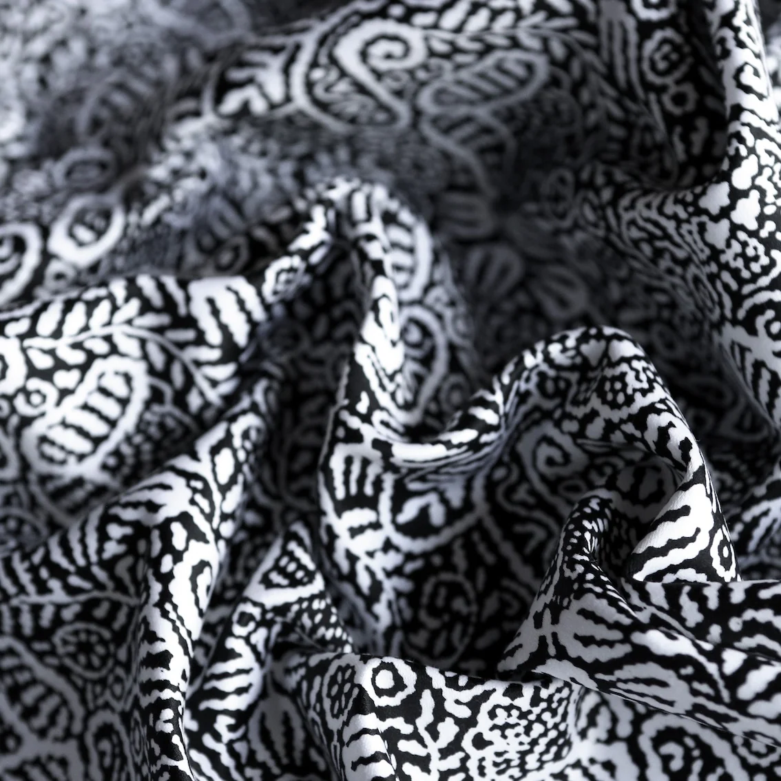 Imagine Black Cotton - Image 2