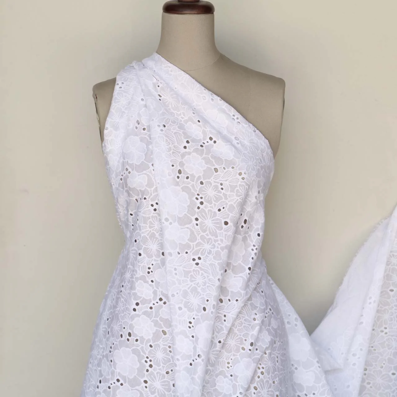 In My Garden Broderie Anglaise - Image 4