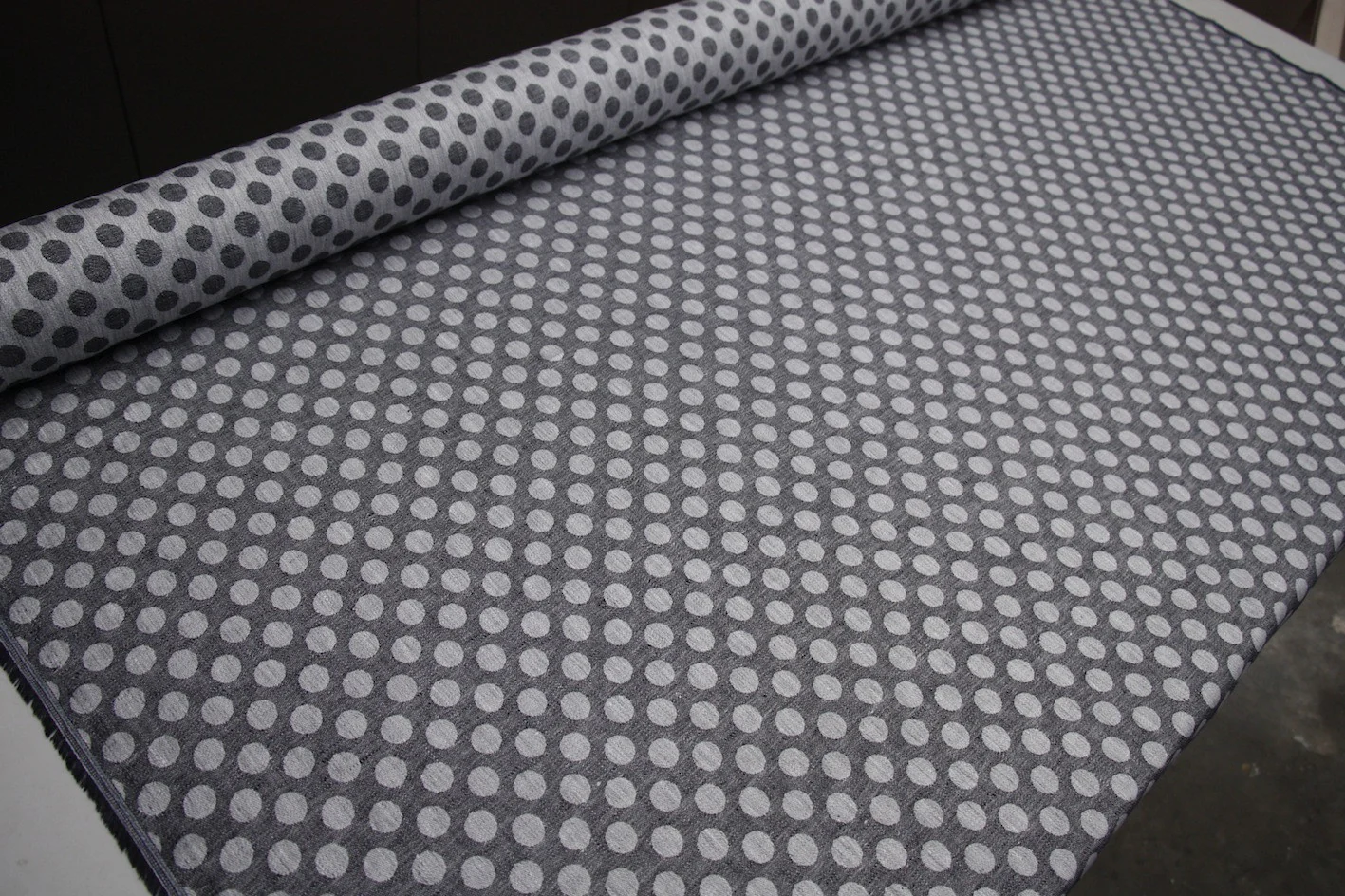 Indigo Lito Spot Linen - Image 4