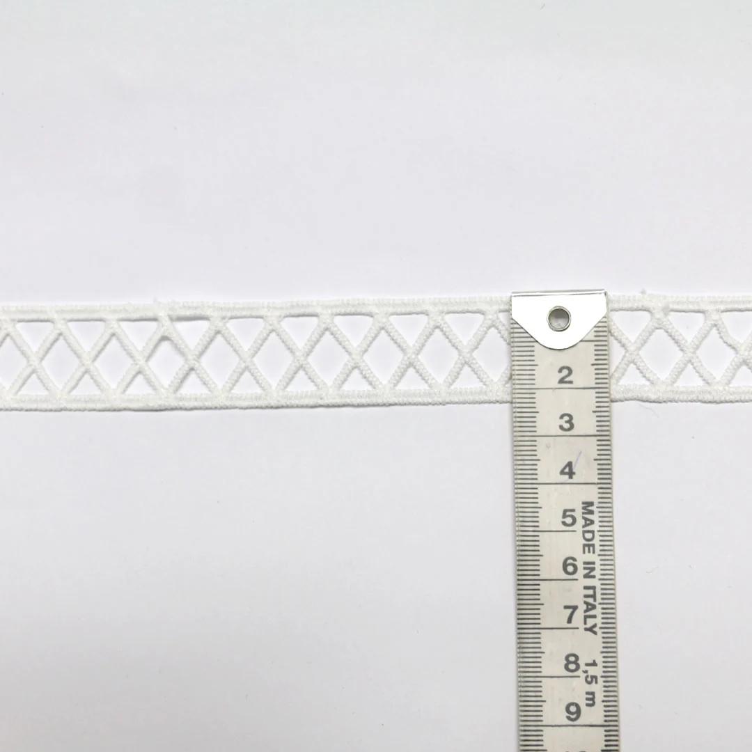 Insertion Guipure Diamond Trim - White - 20mm - Image 3