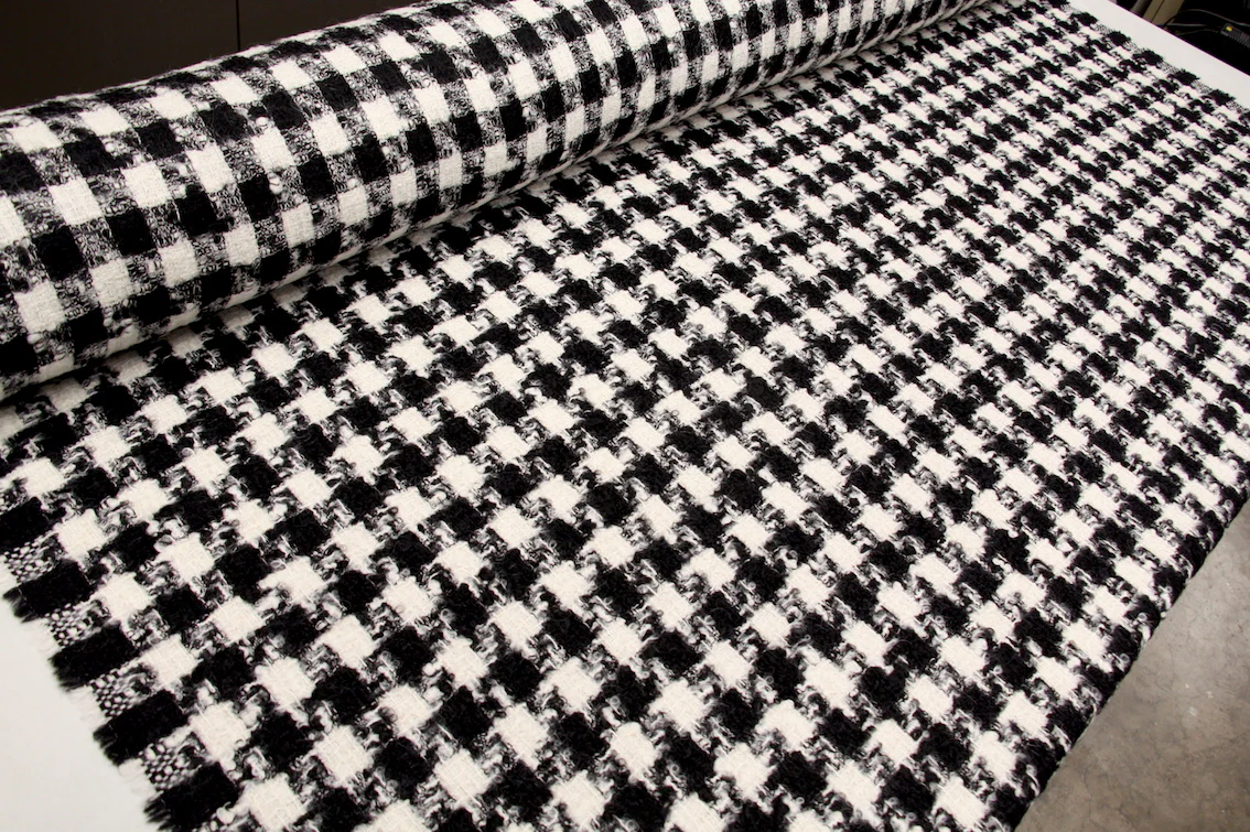 Interlocking Interlude - Image 4