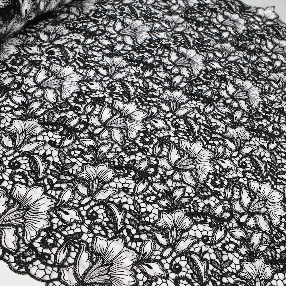 Isadora Guipure Lace/Poplin White Floral - Image 4
