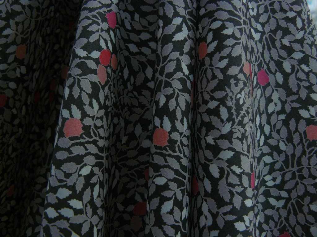 Isla Rose Taupe - Tana Lawn - Image 3