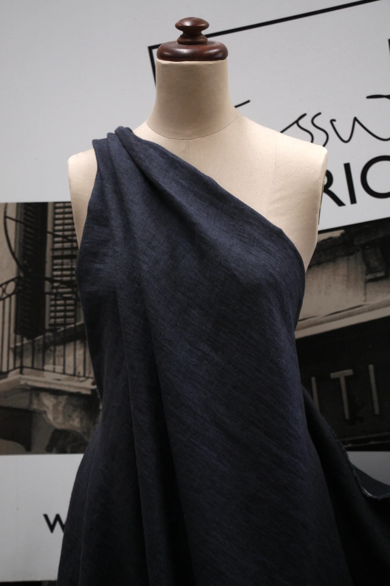 Island Seal - Washed Linen Finish - Image 4