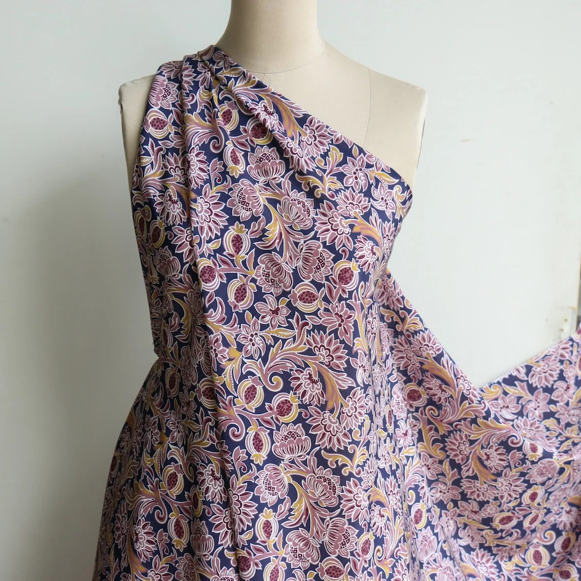 Isola Bella Silk Crepe De Chine - Image 5