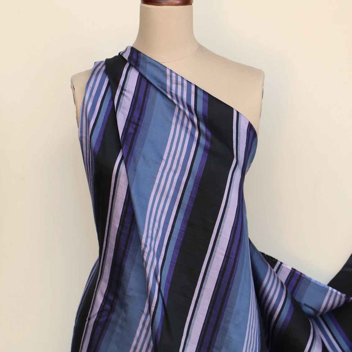 Isola Lavender Line - Image 5