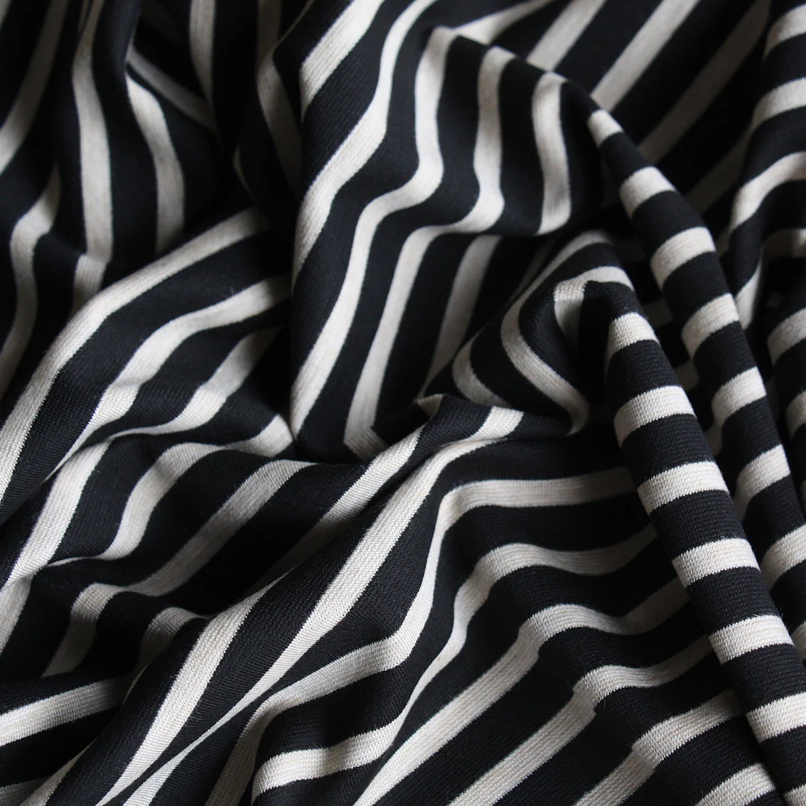 Issabell Stripe Ponti - Image 2