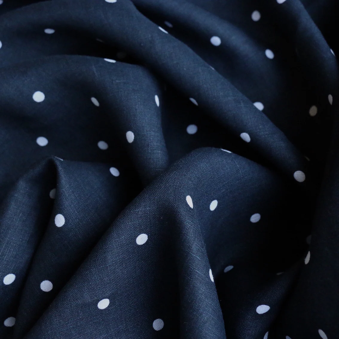 Itsy Bitsy Navy Linen - Image 2