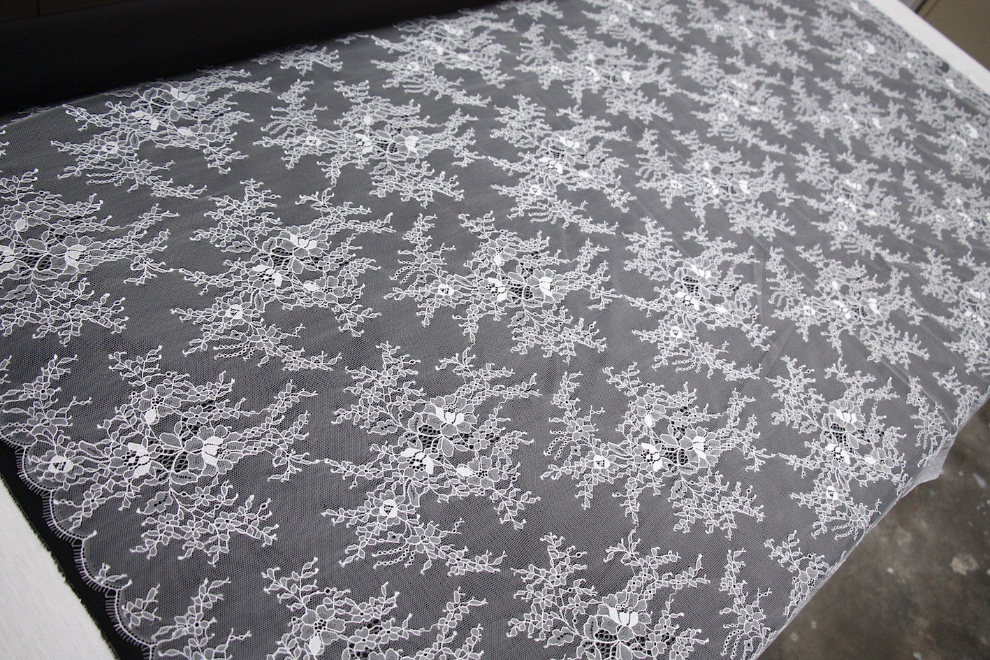 Ivory Ecru Lace - Image 4