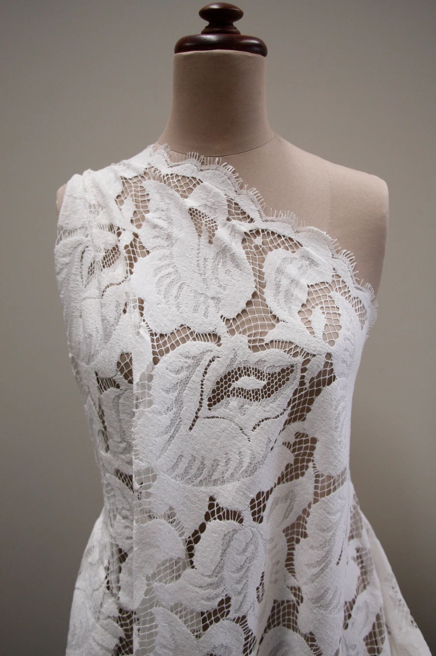 Ivory Lace - Image 5