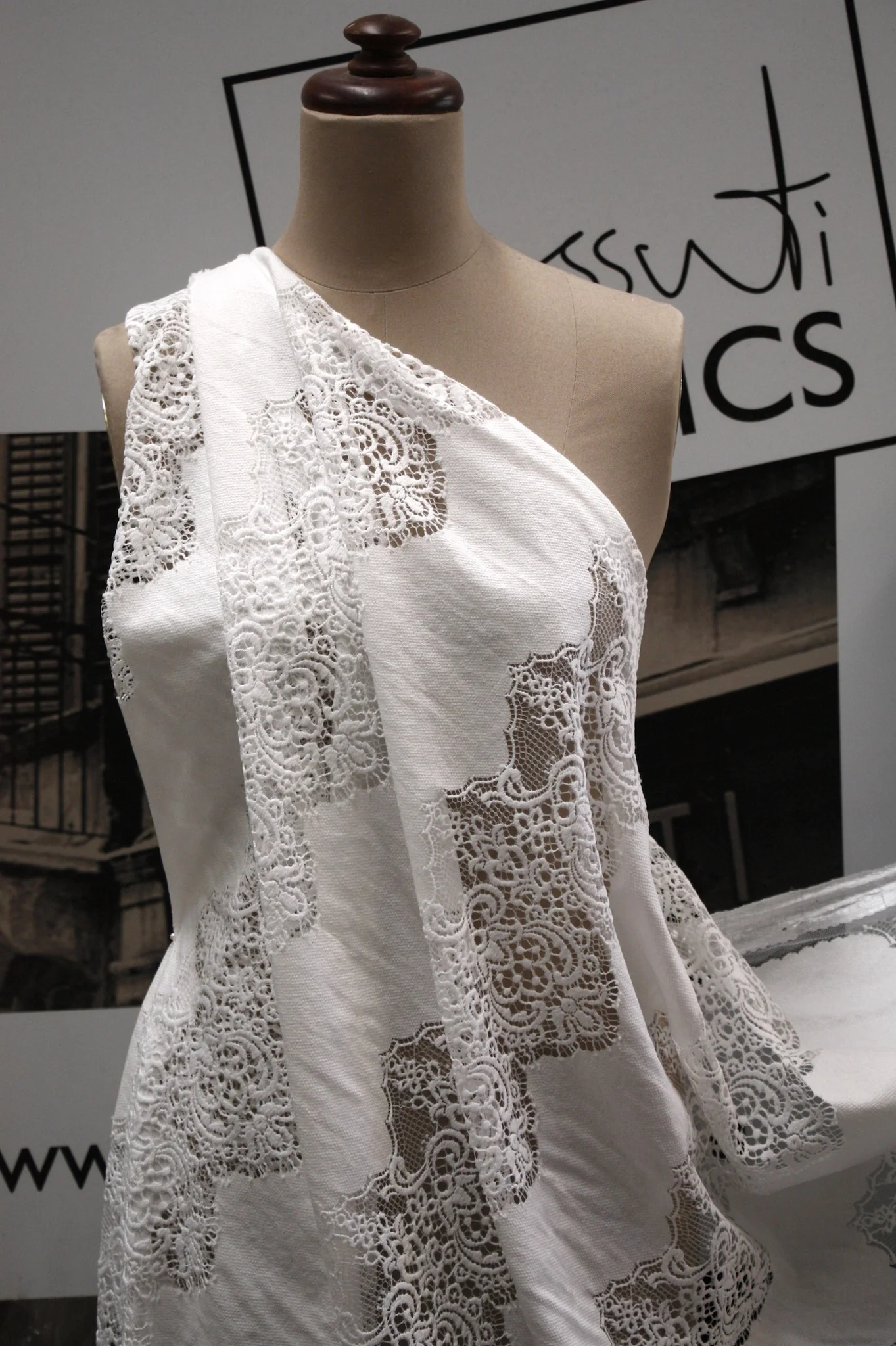 Ivory Repeater Lace - Image 5
