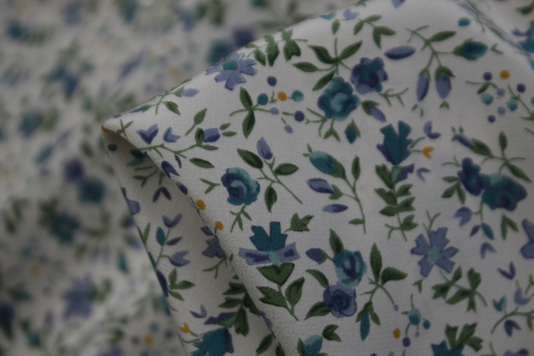 Ivy Floral Ivory - Silk CDC
