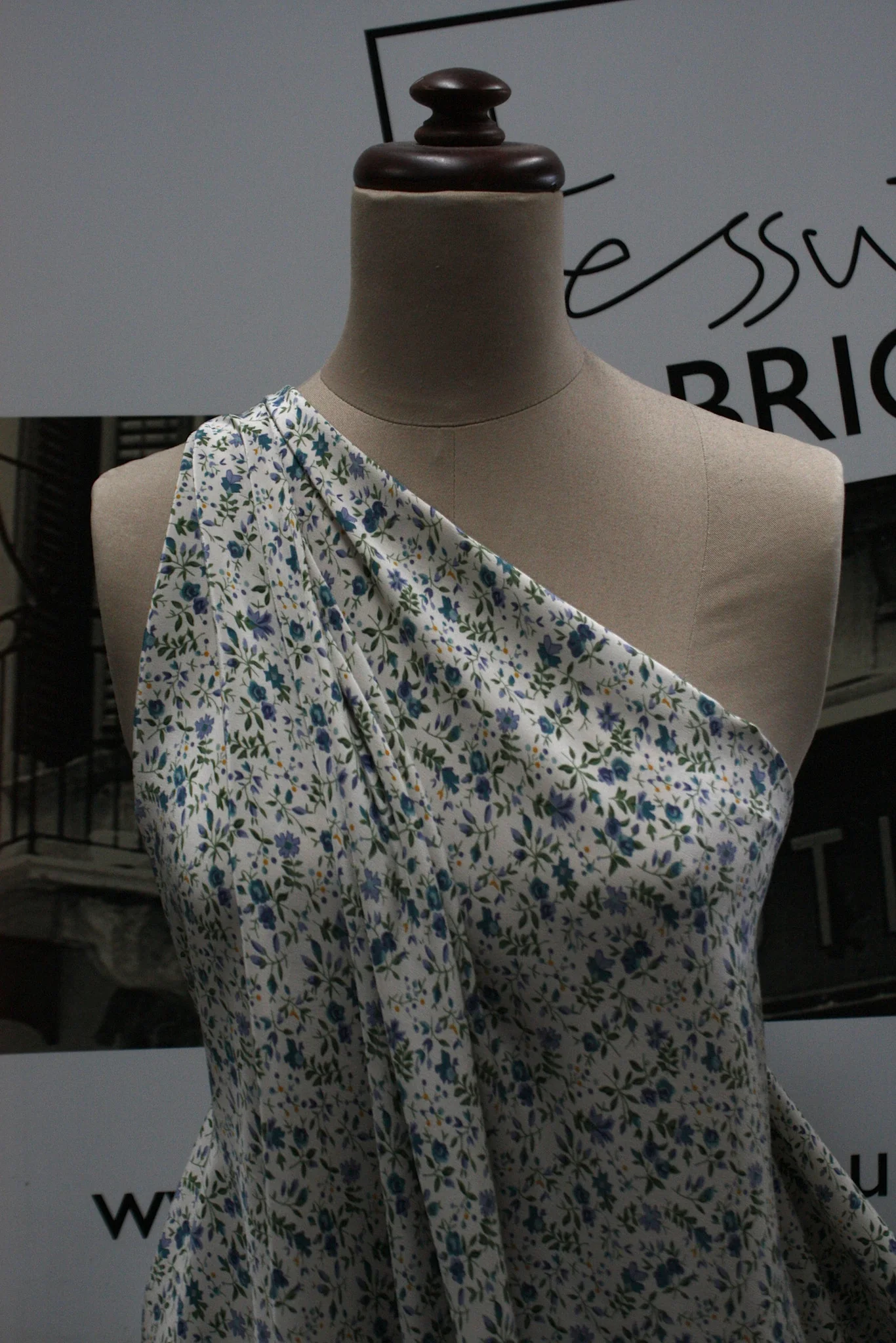 Ivy Floral Ivory - Silk CDC - Image 5