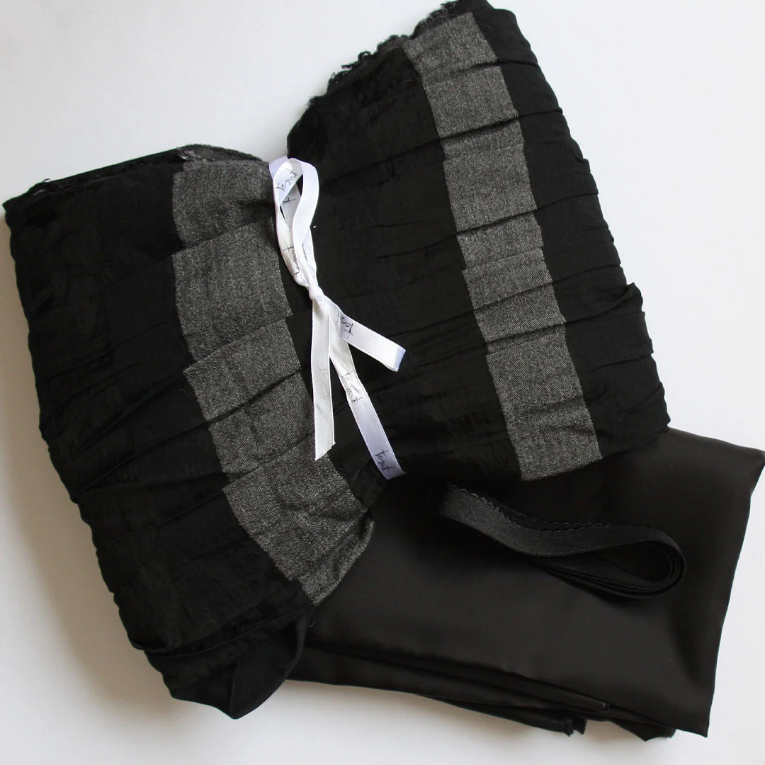 Japanese Black/Grey Striped Skirt Pack - Image 11