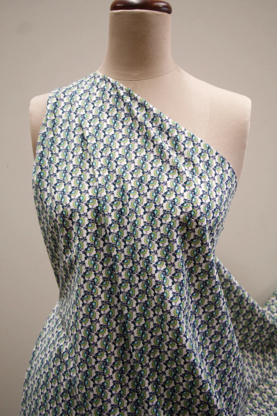 Jude - Tana Lawn - Image 5
