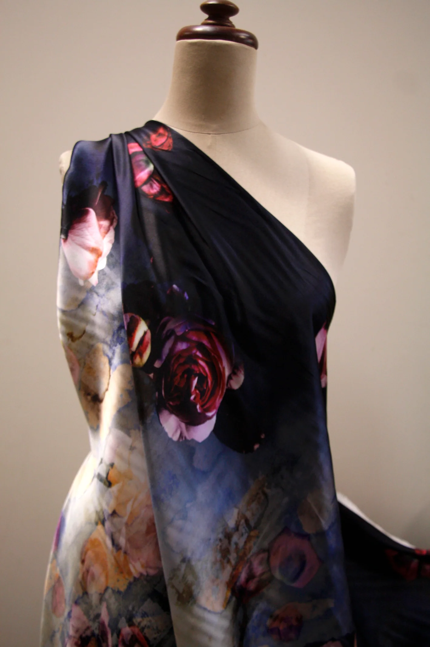 Juliet Rose Garden Silk Satin - Image 4