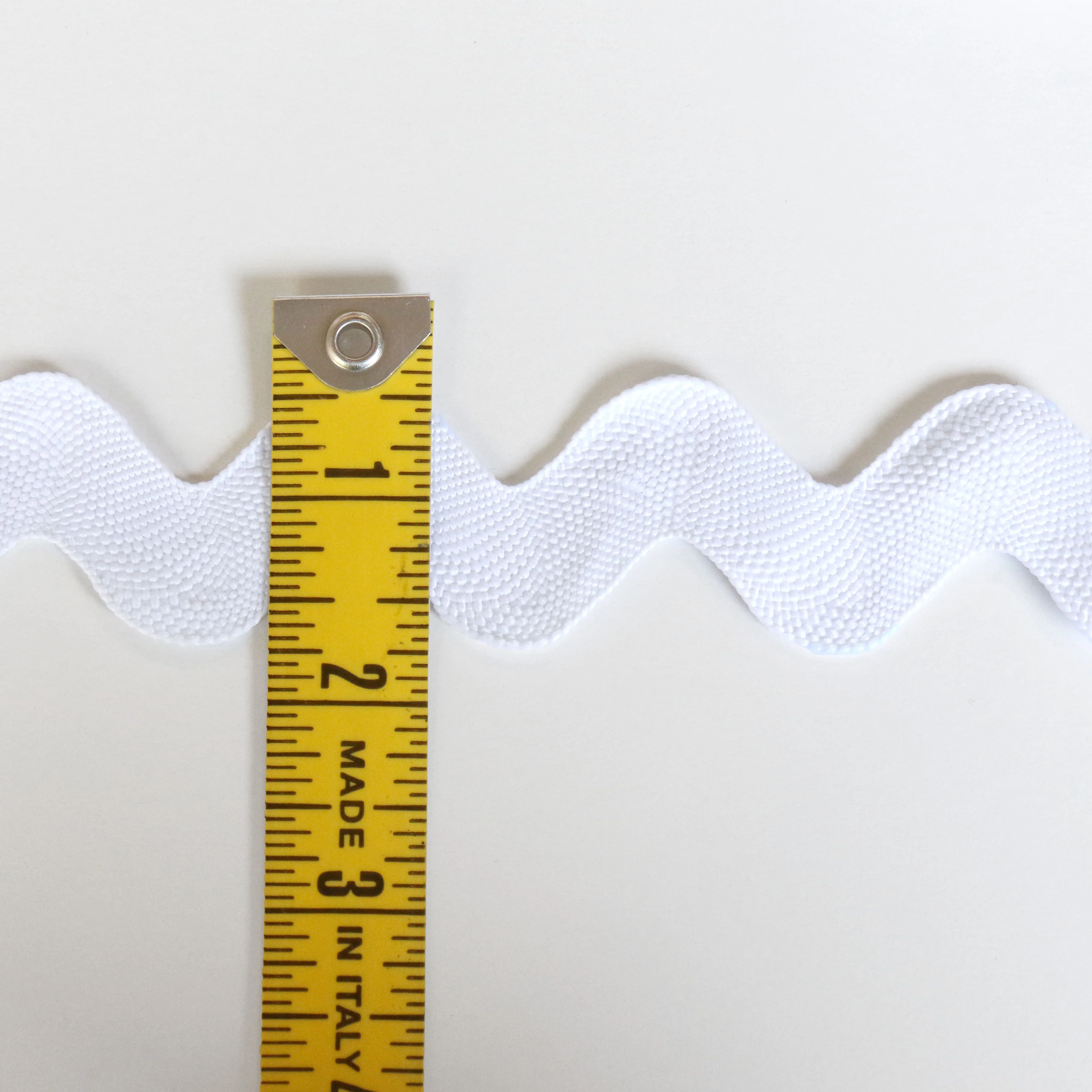 Giant Ric Rac Trim - White - 38mm - Image 2