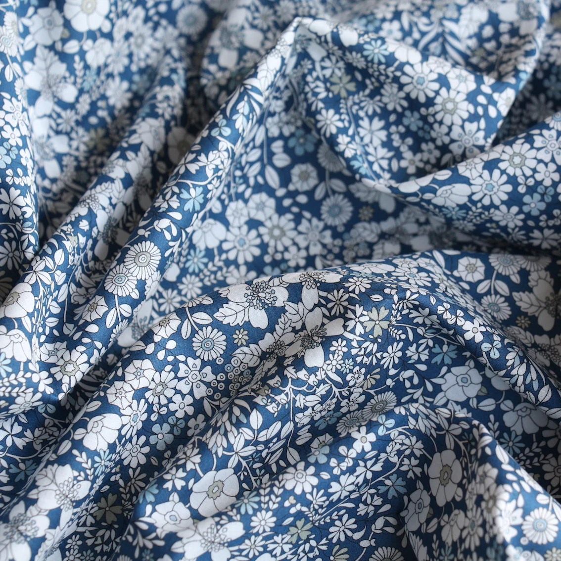 June's Meadow Blue - Liberty Tana Lawn™ - Image 2