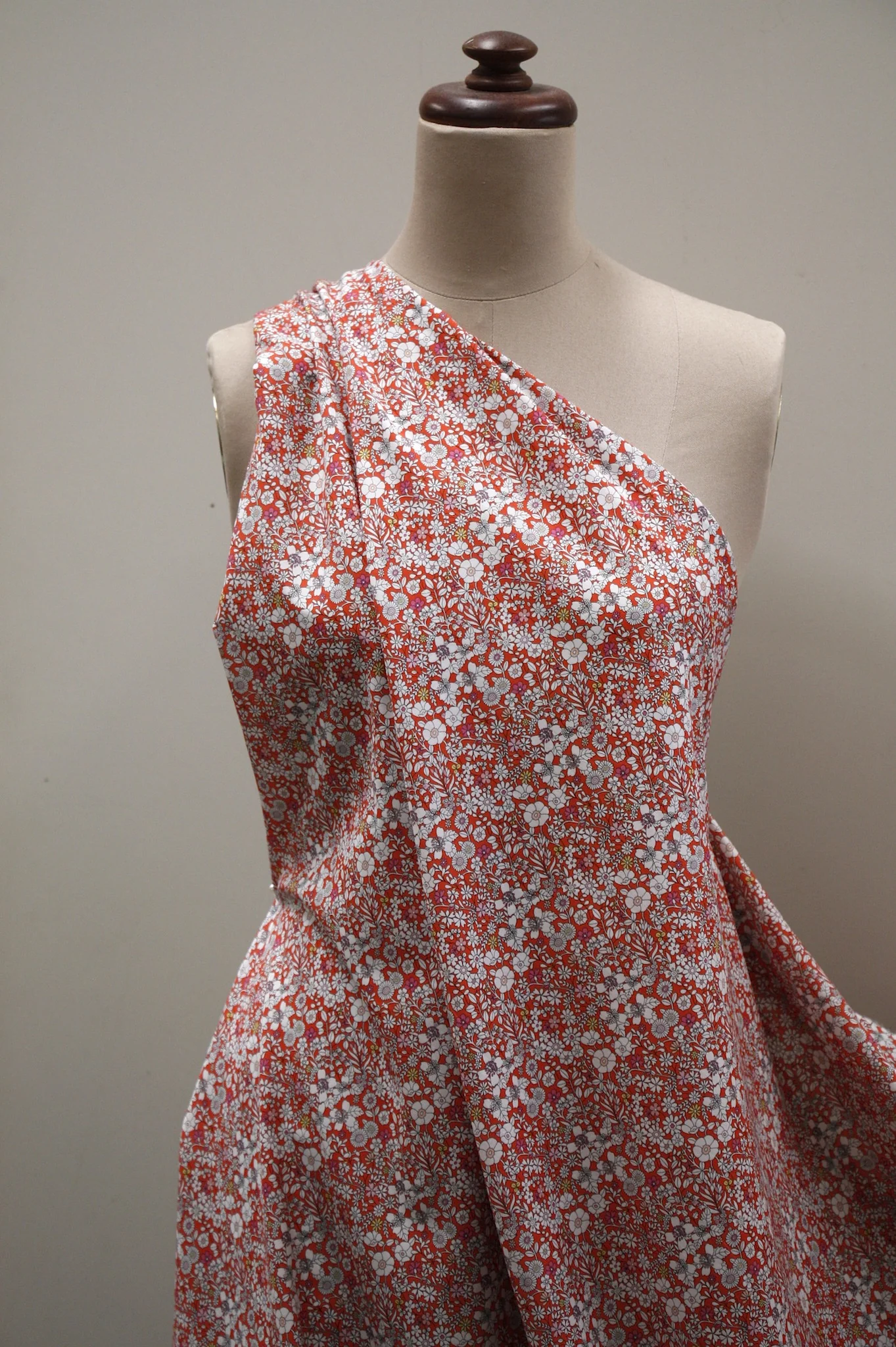 June's Meadow Red - Liberty Of London - Image 5