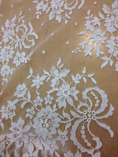 Kate's Leavers Lace - Ivory