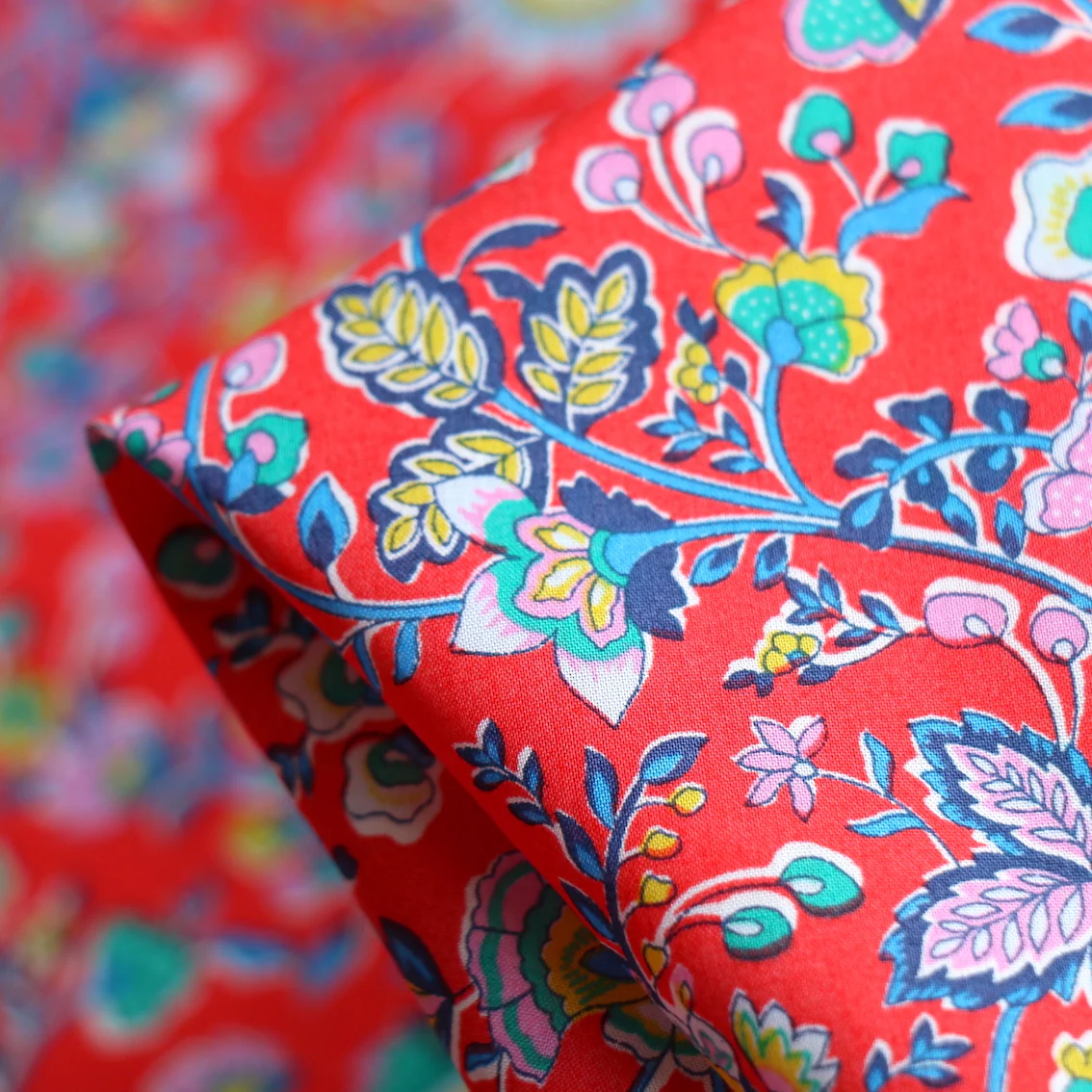 Kazusa Red Liberty Tana Lawnâ˘