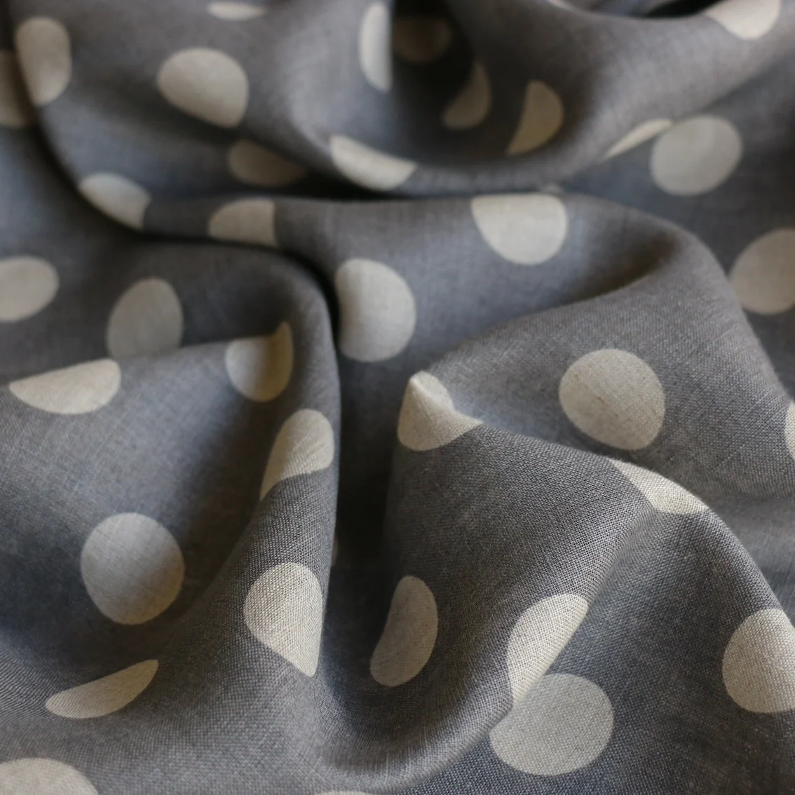 Keiko Spot Pewter Linen - Image 2