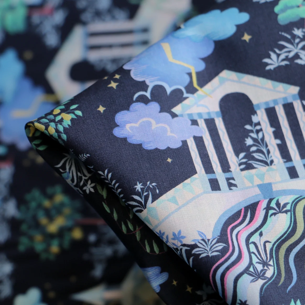 Kingdom Liberty Tana Lawnâ˘