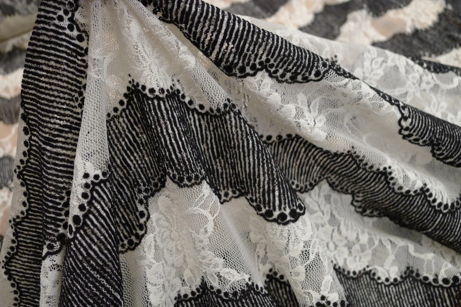Lacy Evita - Image 5