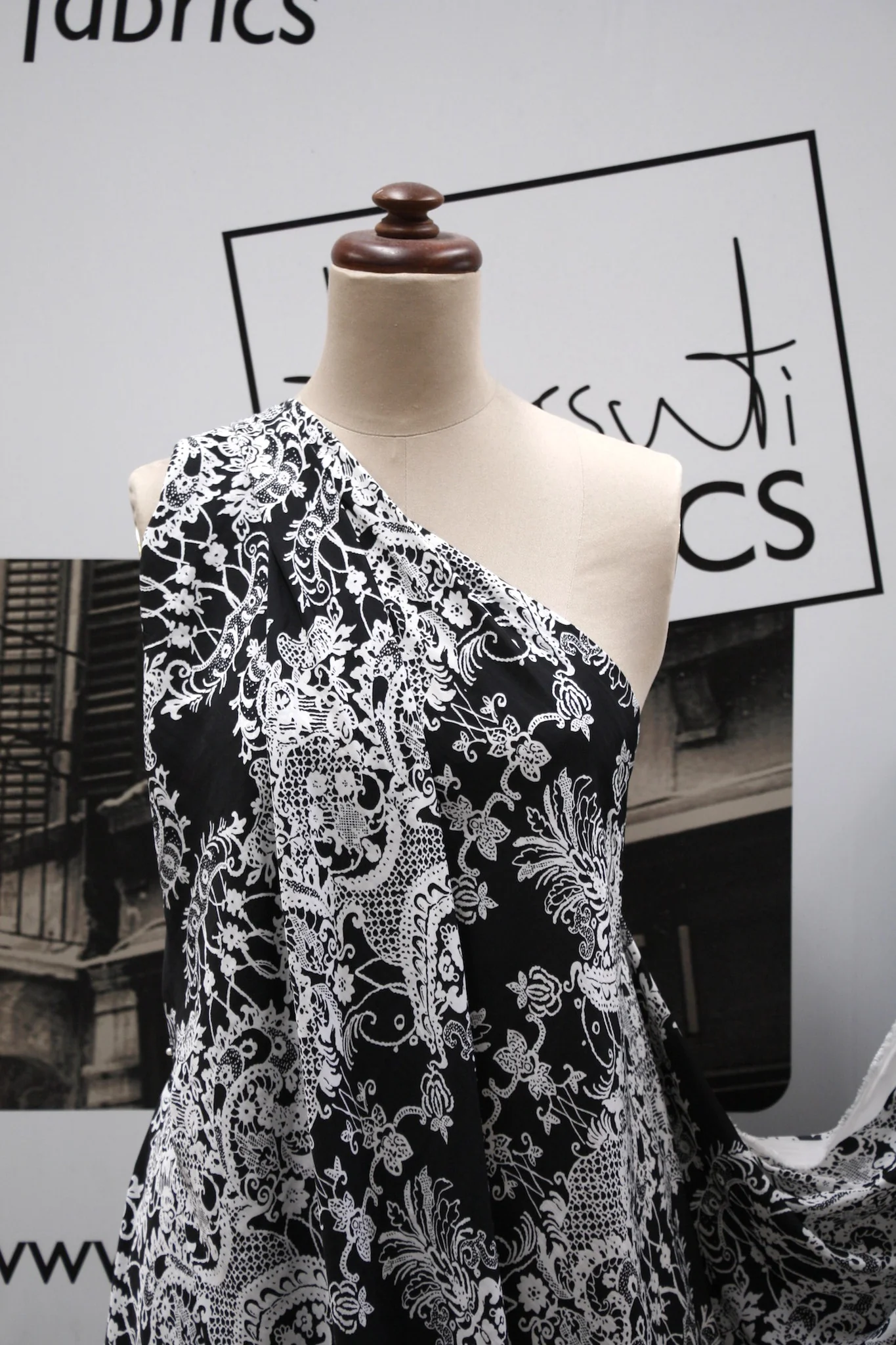 Lacy White Print - Nuno - Image 5