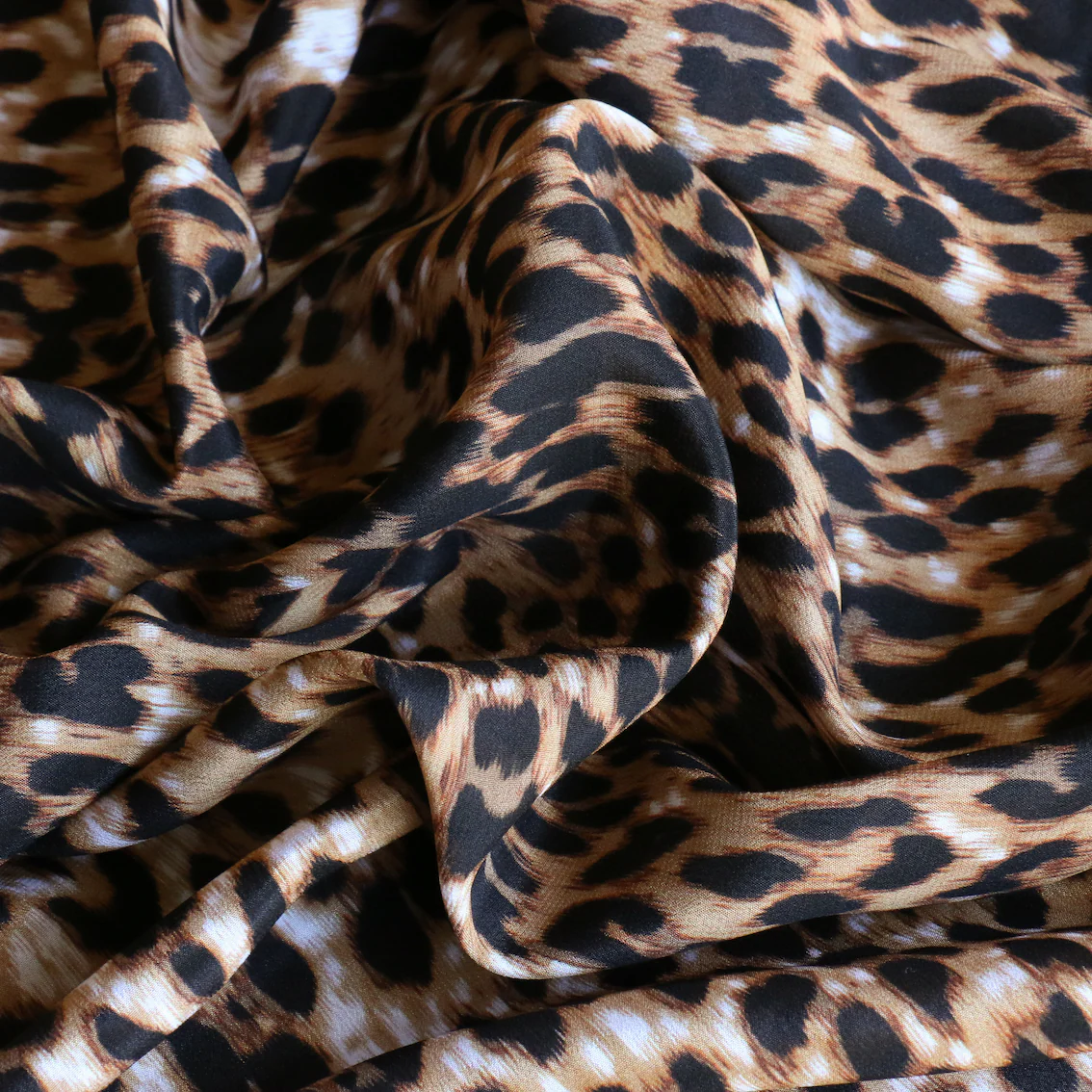 Lagos Spot Silk CDC - Image 2