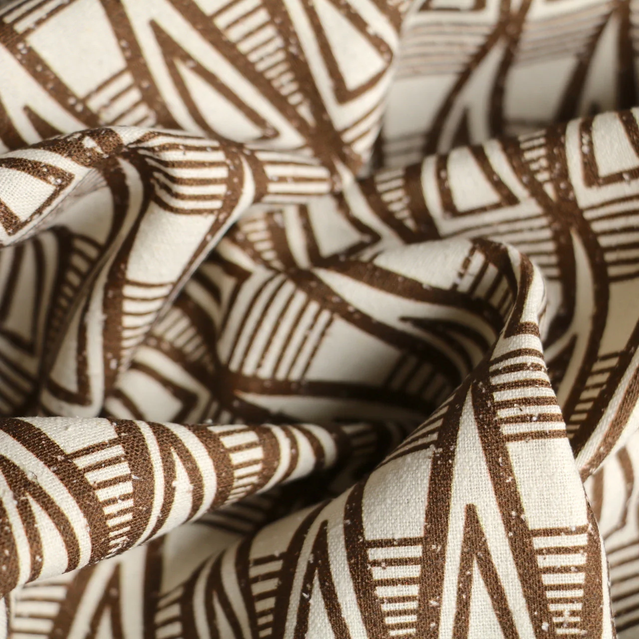 Last Chance of Burette Brown Silk Noil - Image 2