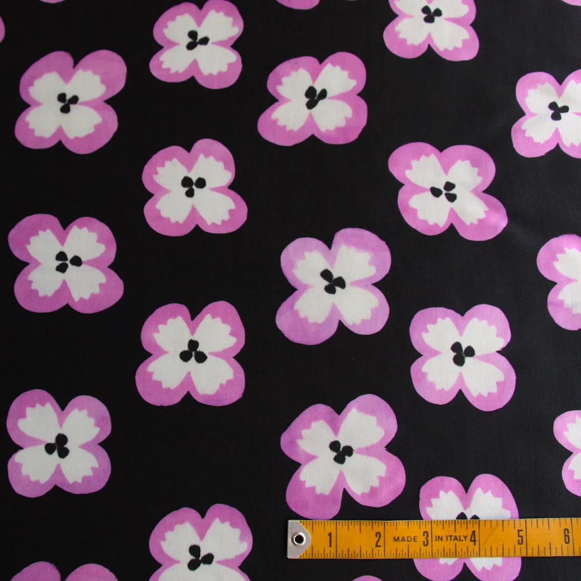 Last Chance of Clover In Pink - Image 3