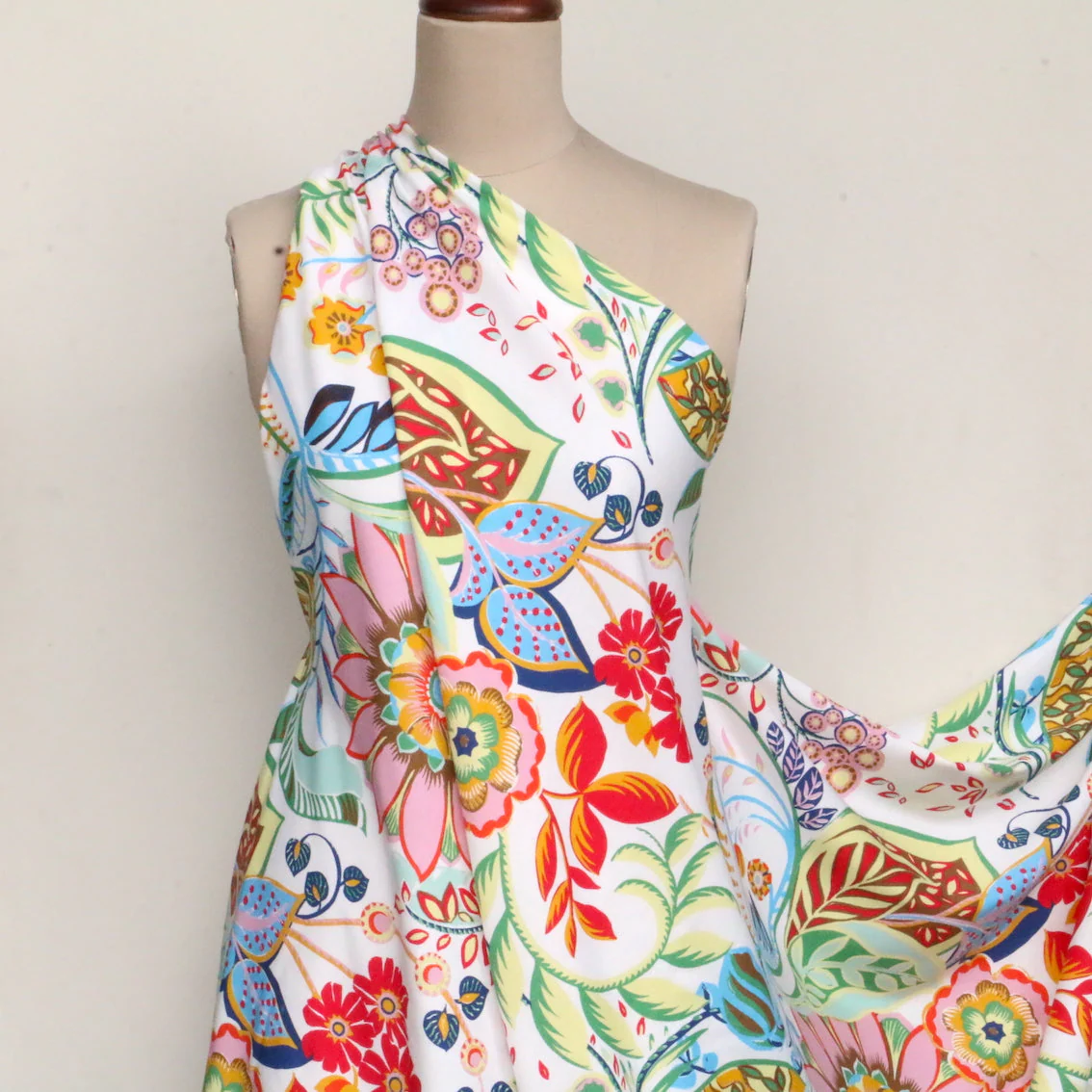 Last Chance of Fantasy Garden Viscose - Image 6