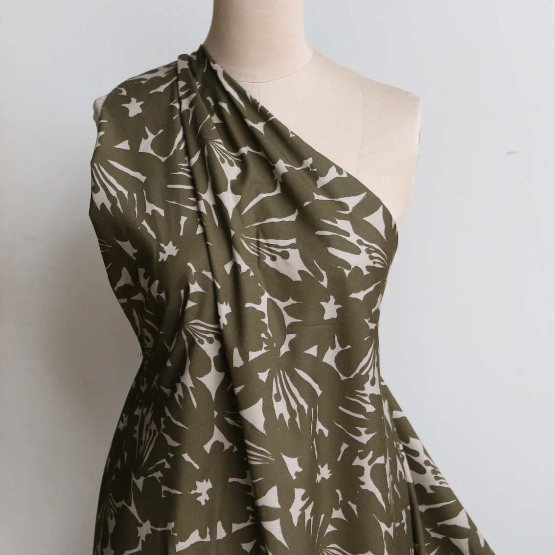 Narue Olive Poplin - Image 5