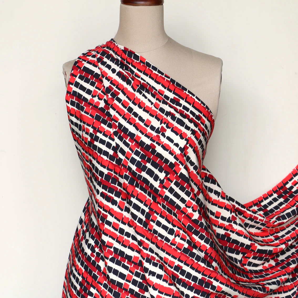 Last Chance of Red Tag Day Viscose Twill - Image 6