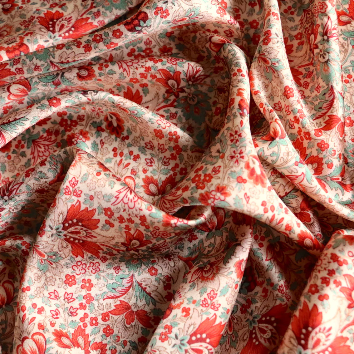 Last Chance of Villa Charme Silk Satin - Image 2