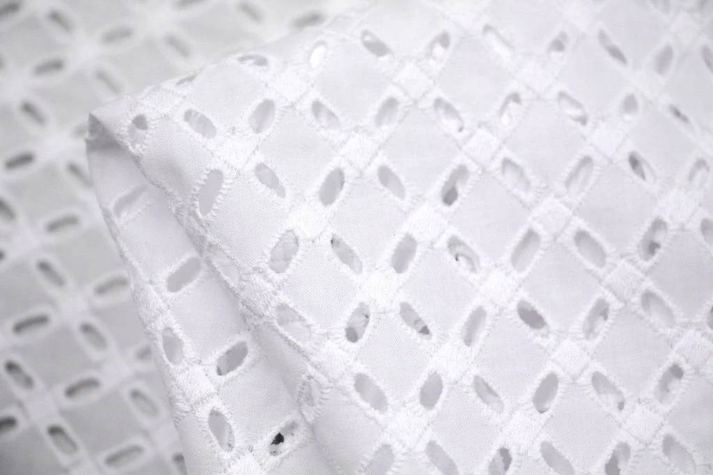 Lattice Anglaise - Broderie Anglaise