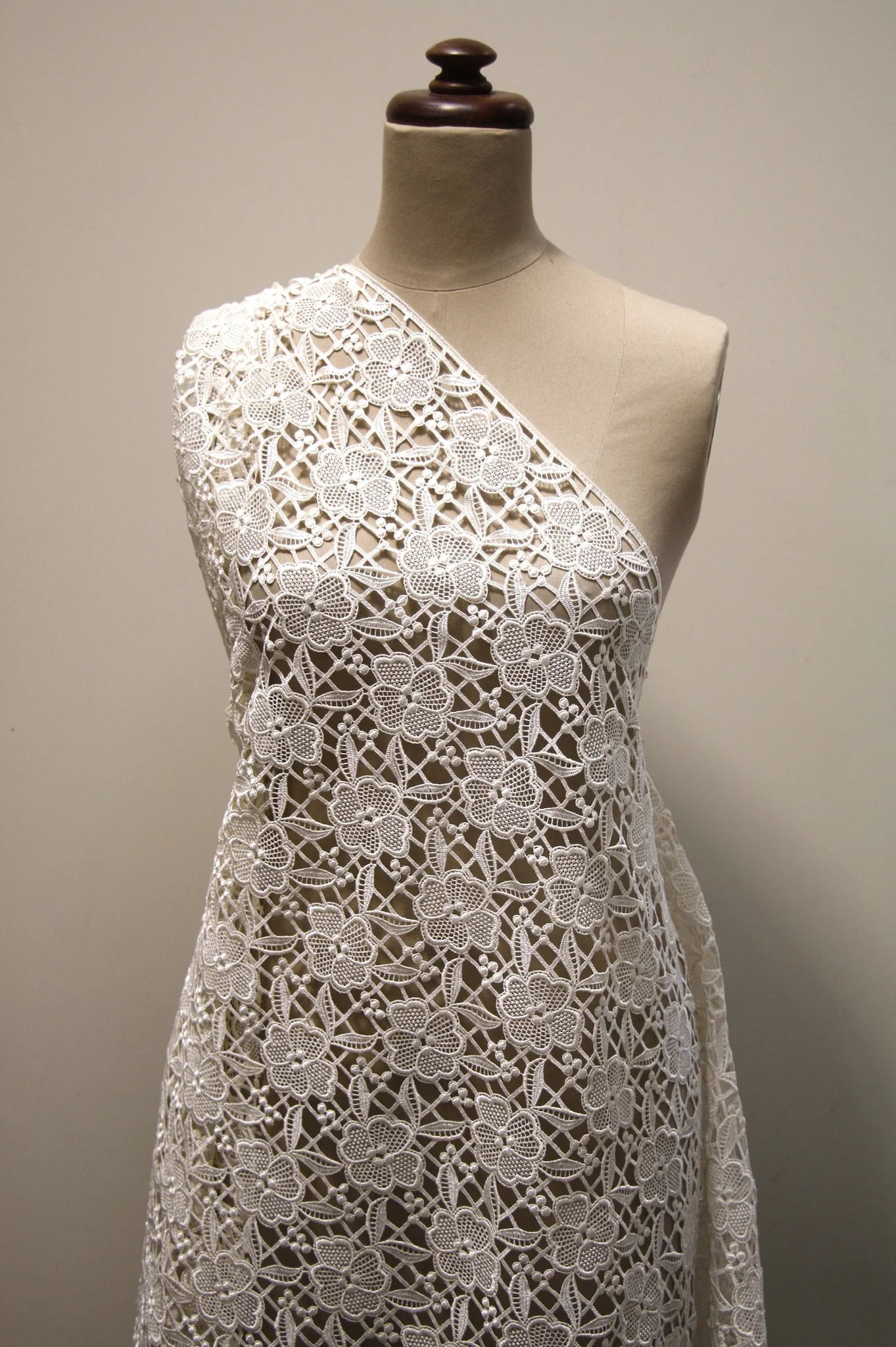 Lattice Floral Ivory - Image 5