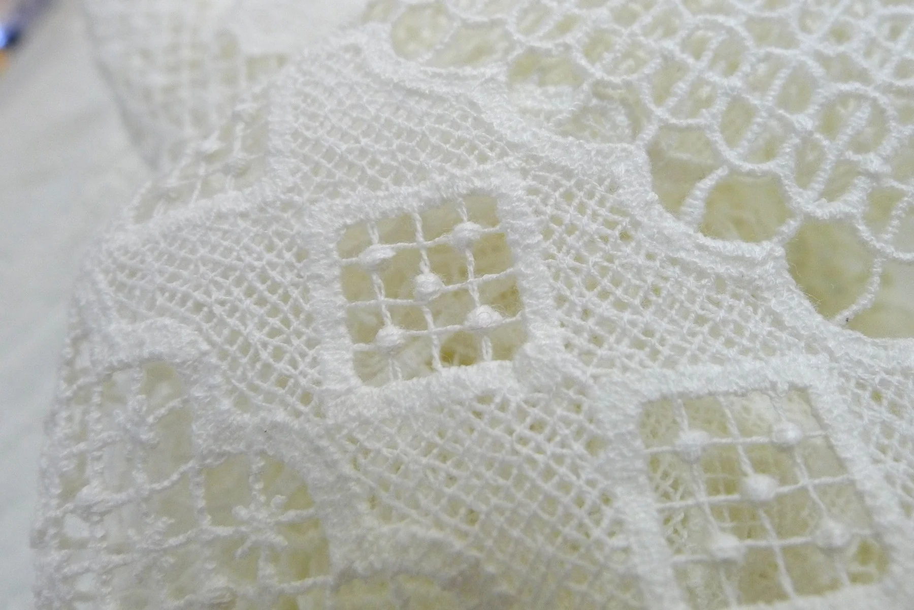 Lavern Cotton Guipure Lace - Image 2