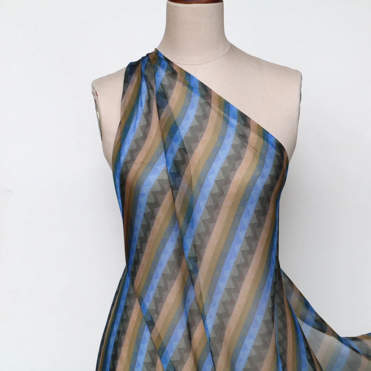 Layers - Image 5