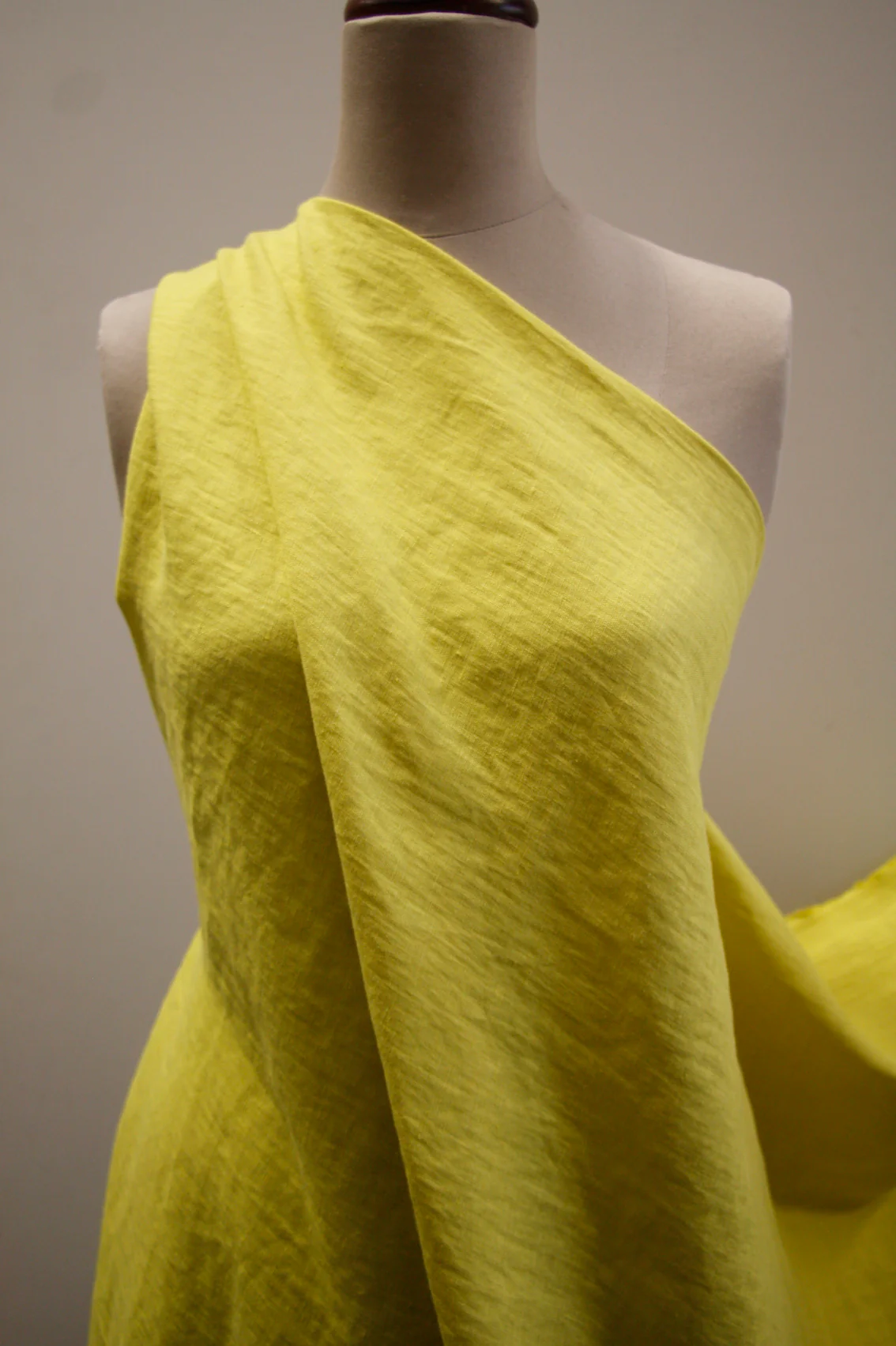 EU Lemon Washed Linen - Image 4