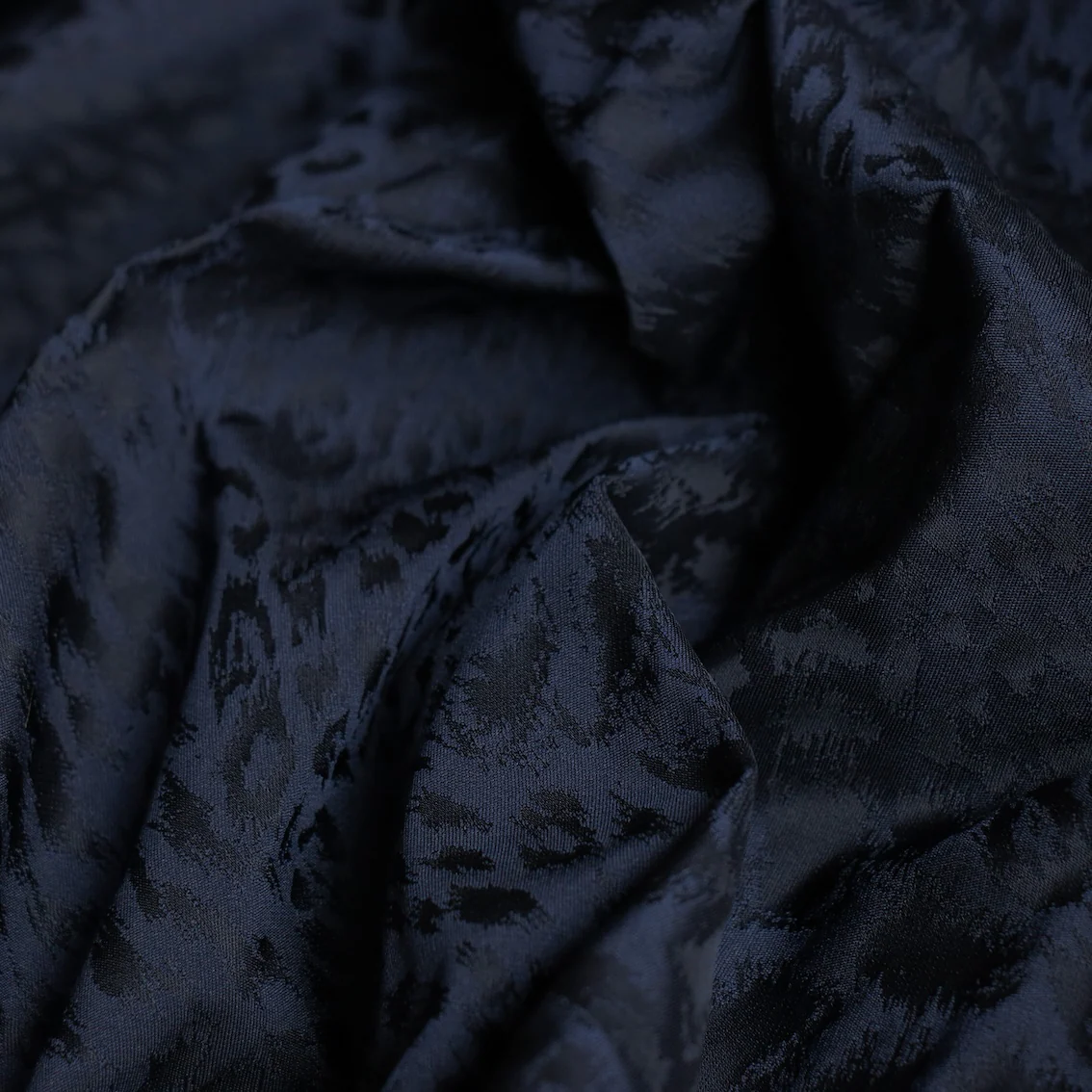 Leopard Midnight Jacquard - Image 2