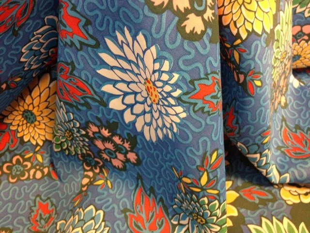 Liberty - Meandering Chrysanthemums Blue Tana Lawn - Image 3