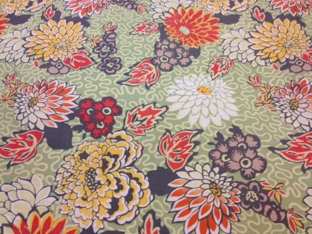 Liberty - Meandering Chrysanthemums Green Tana Lawn - Image 2