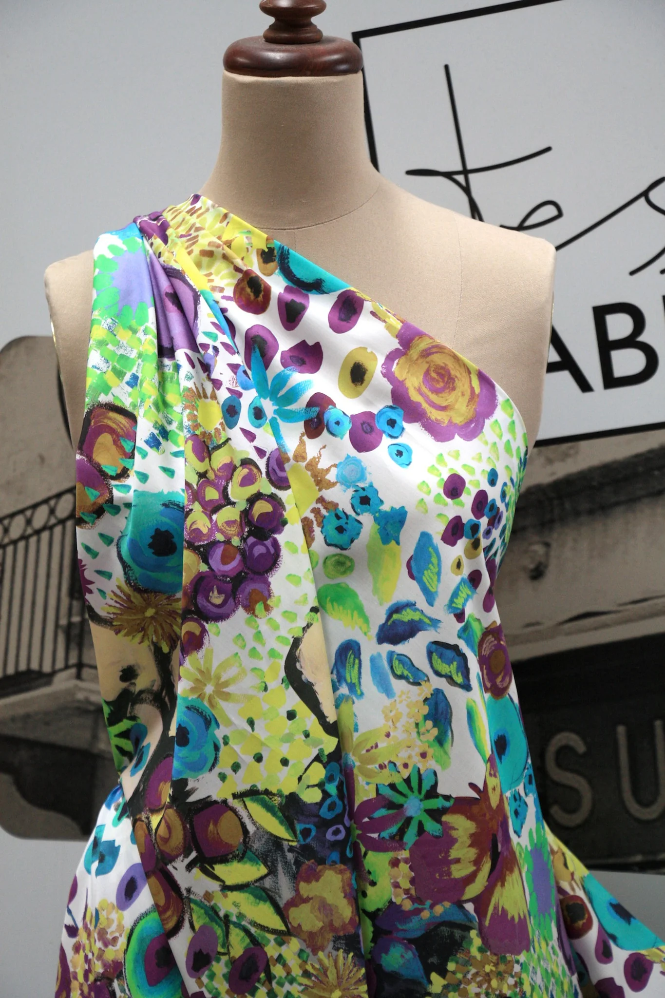 Liberty Of London - Artists Bloom White - Image 5