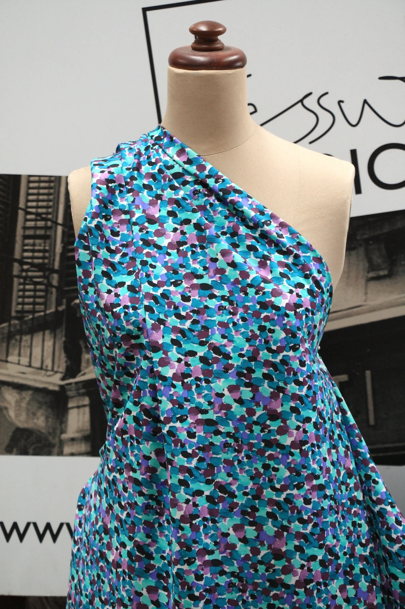 Liberty Of London - Morning Dew Emerald - Image 5