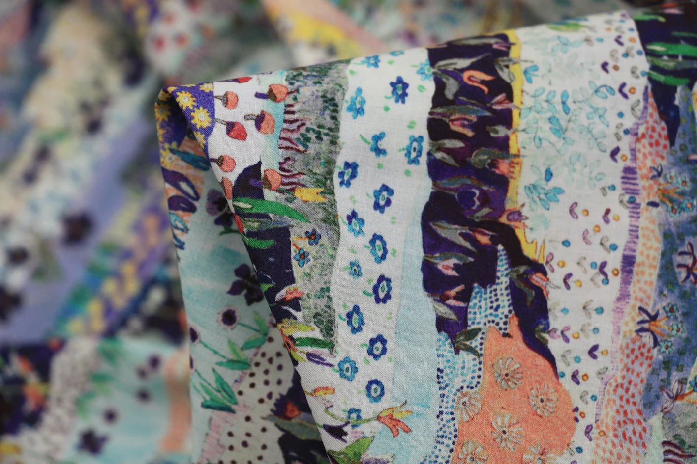 Liberty Of London - Pose Landscape Summer