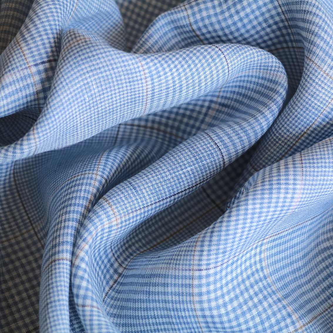 Light Rain Check Linen - Image 2