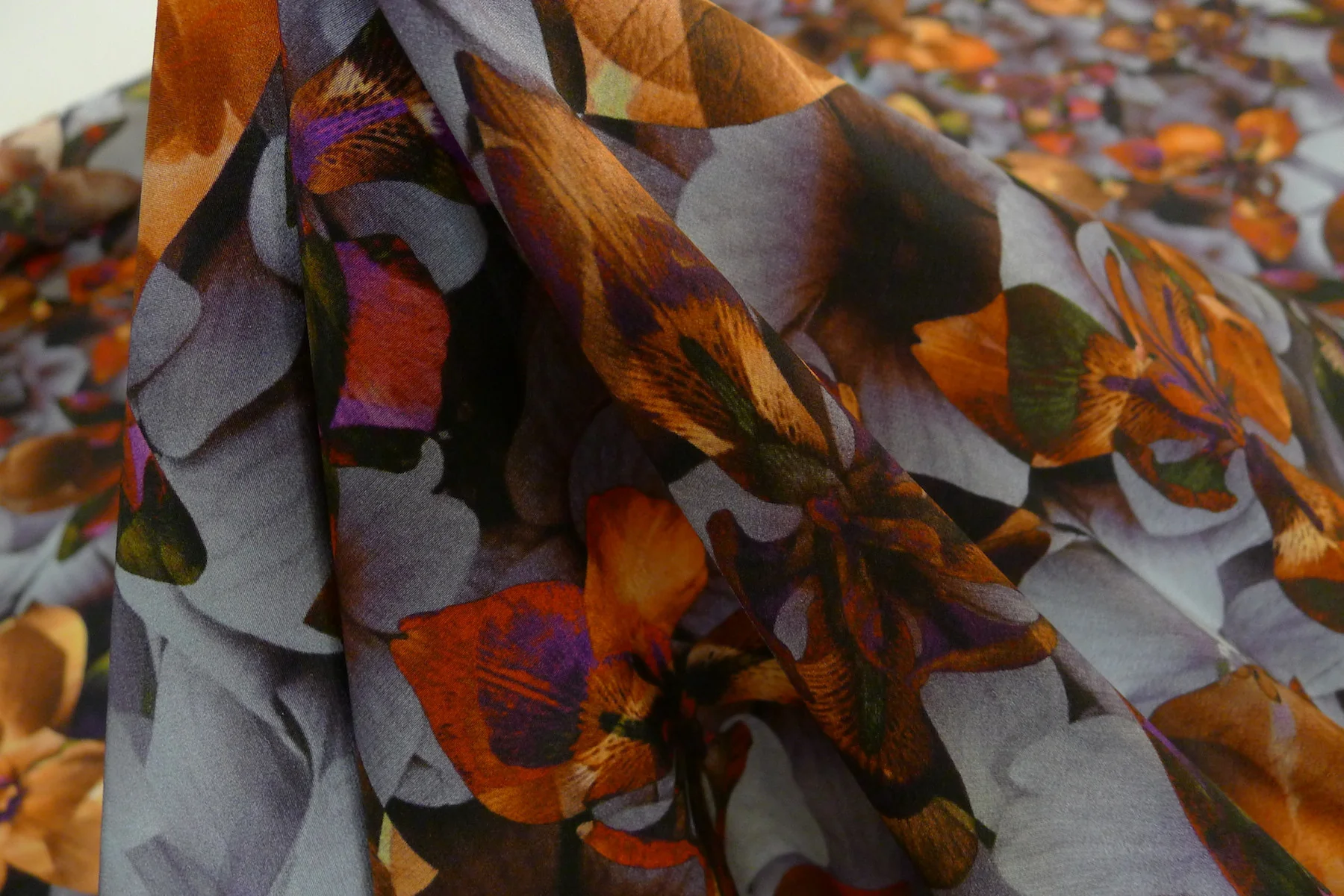Lily Dusk - Image 6