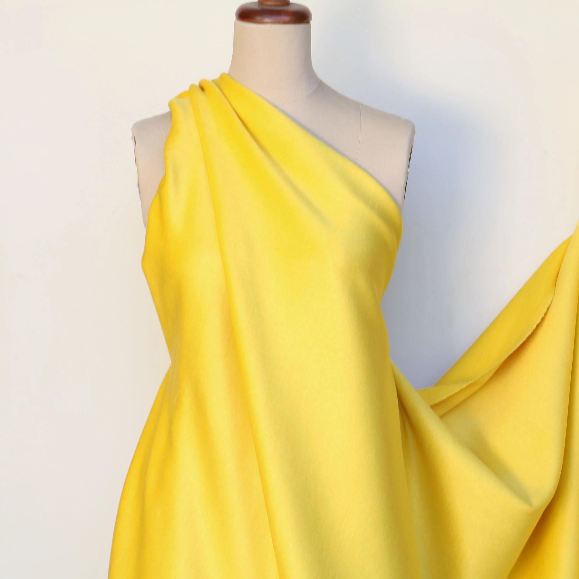 Limonata Wool/Cashmere/Bamboo Coating - Image 4